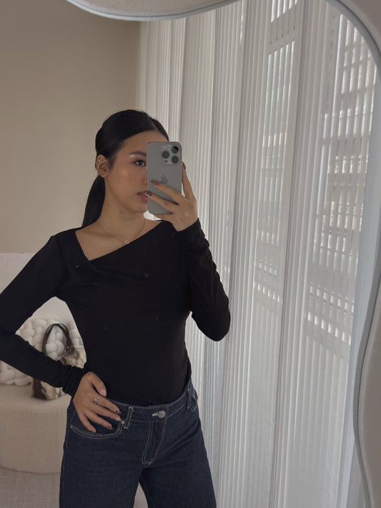 Asymmetrical long sleeve