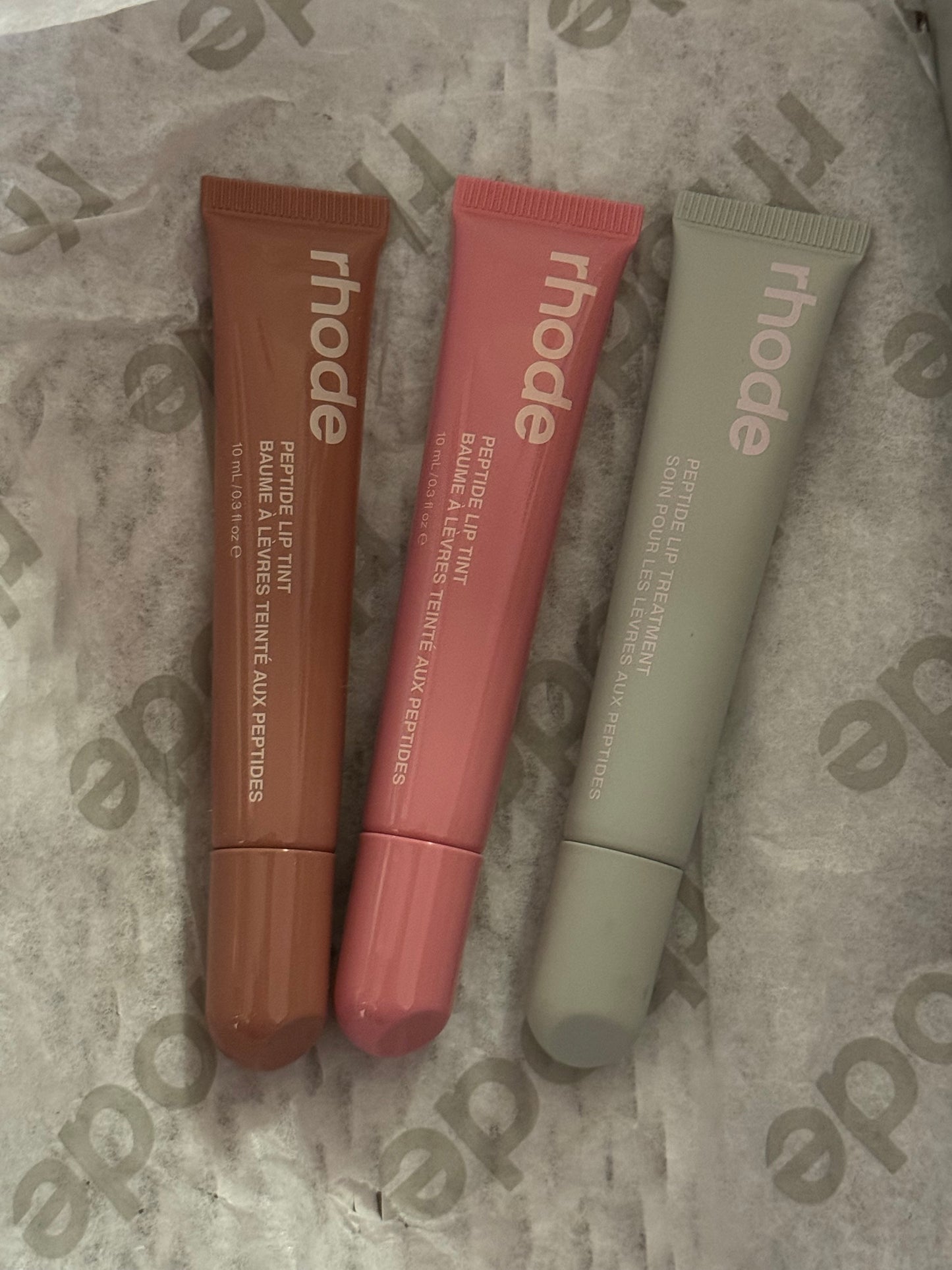 Rhode lipgloss