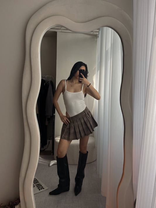 Low rise checked skirt