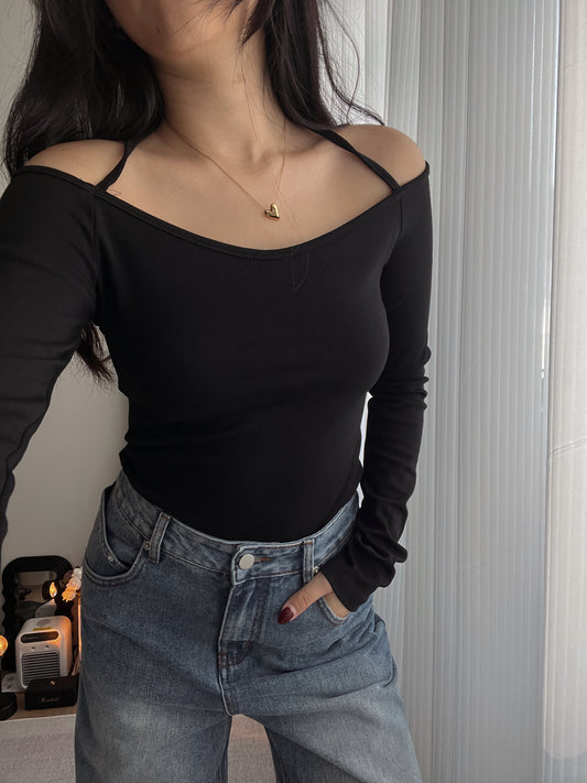 V shape off shoulder long sleeve